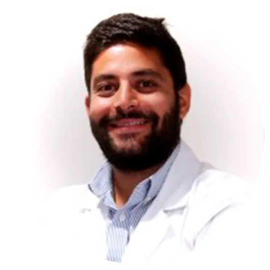 Fotografía de Dr. Maximiliano Curi Tuma